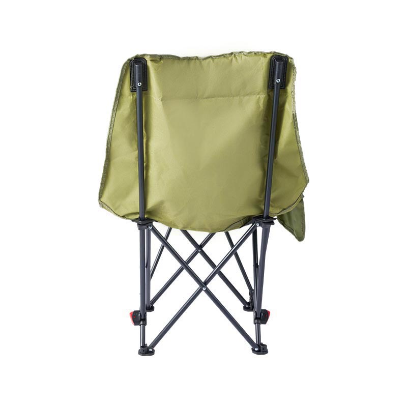 Outdoor folding chair with leg dragging